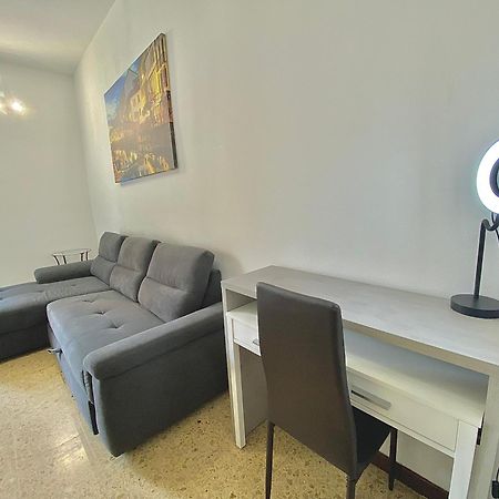 Апартаменты Navigli Style, Tra Metropolitana Famagosta, Comfort E Modernita Милан Экстерьер фото