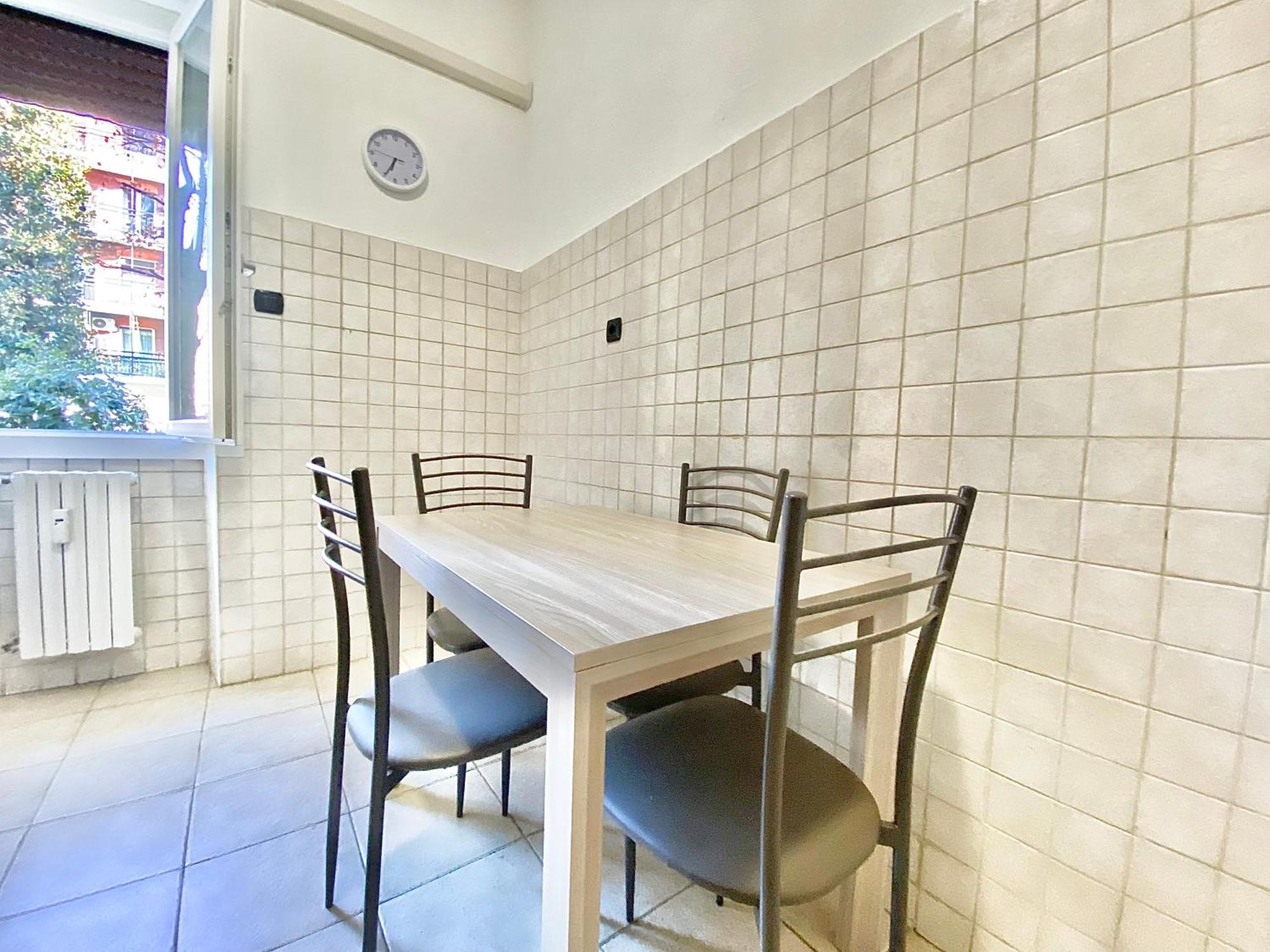 Апартаменты Navigli Style, Tra Metropolitana Famagosta, Comfort E Modernita Милан Экстерьер фото