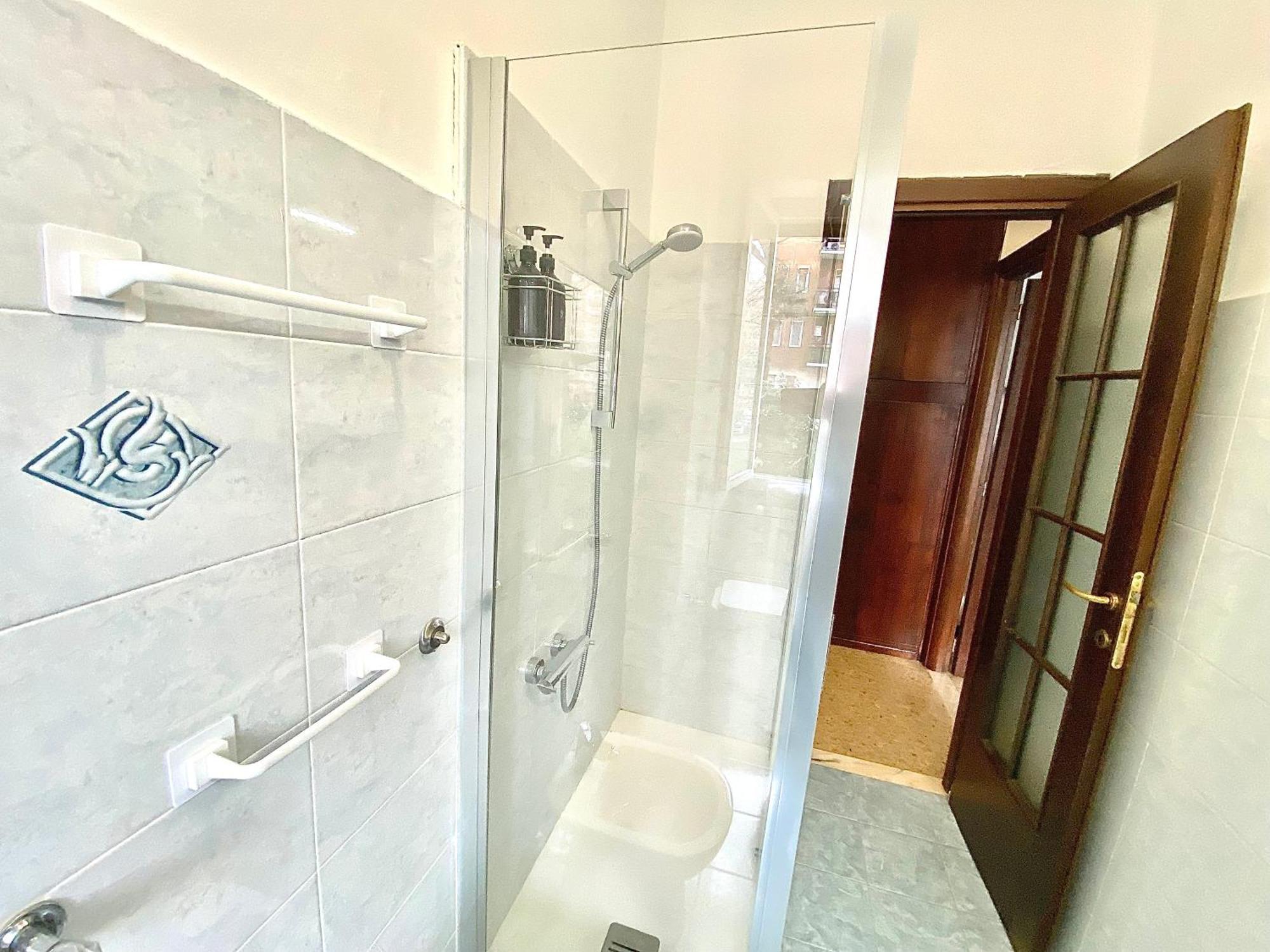 Апартаменты Navigli Style, Tra Metropolitana Famagosta, Comfort E Modernita Милан Экстерьер фото