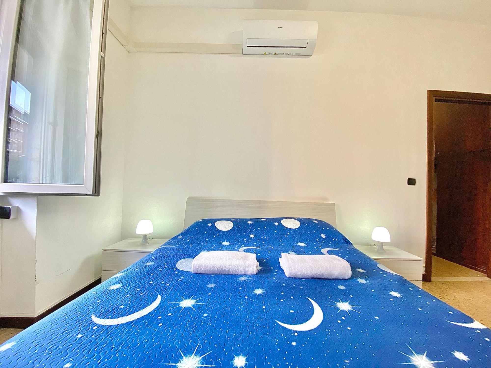 Апартаменты Navigli Style, Tra Metropolitana Famagosta, Comfort E Modernita Милан Экстерьер фото